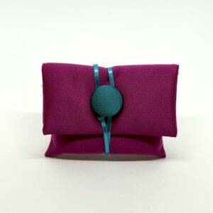 busta in duchesse fuxia con bottone